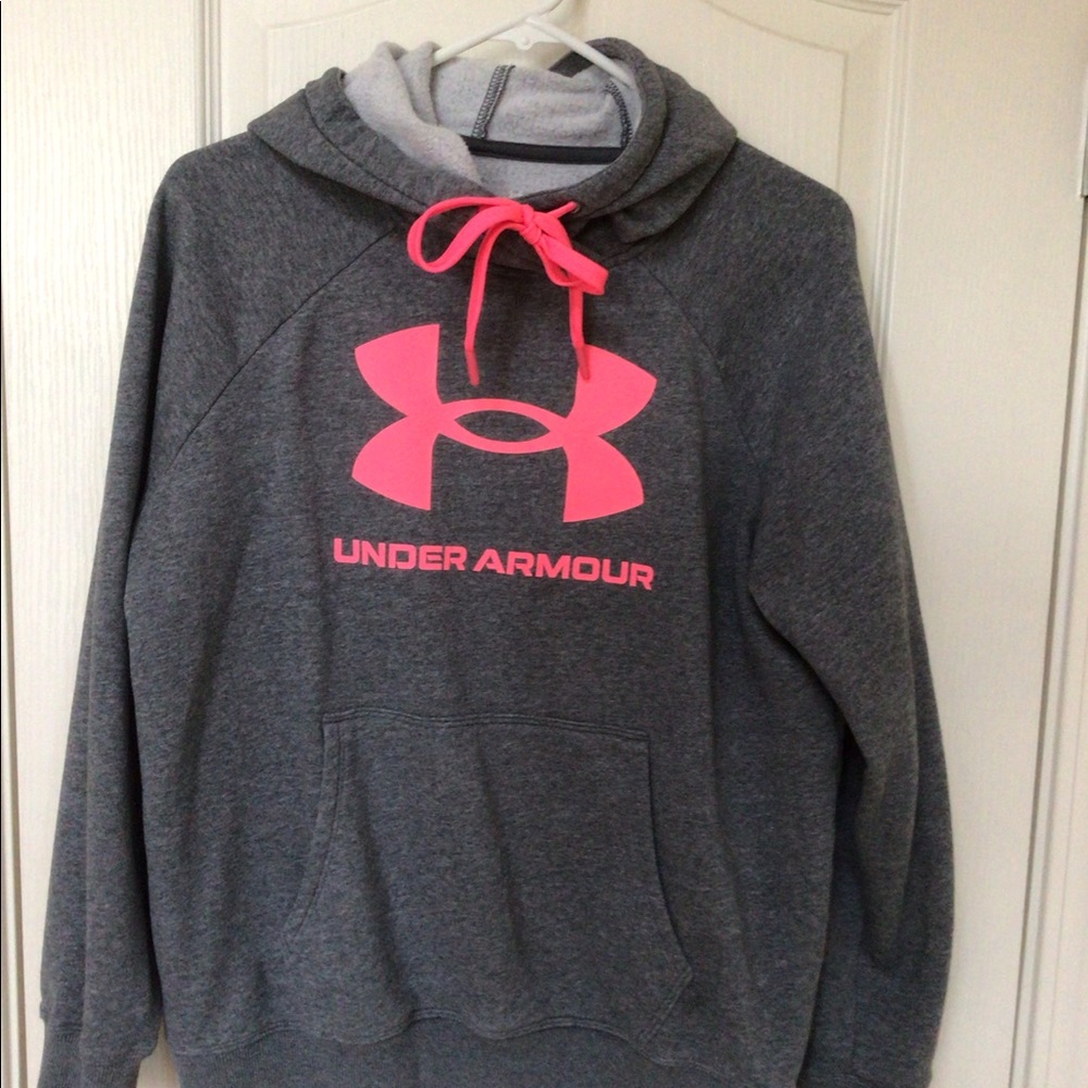Under Armour Hoodie (loose fit)
